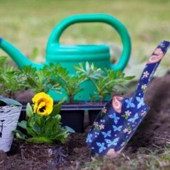 DEWINNER Ensemble D'Outils De Jardin, 3 Pièces Lady Main Plantation Jardinage Cadeau, Poignée Ergonomique, Succulent Bonsaï Lady Plante Outil, Sécateur, Pelles,râteau à Main 9 DEWINNER Ensemble D'Outils De Jardin, 3 Pièces Lady Main Plantation Jardinage Cadeau, Poignée Ergonomique, Succulent Bonsaï Lady Plante Outil, Sécateur, Pelles,râteau à Main -Terre Tendre Soldes Boutique 86501513 5