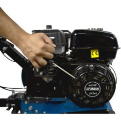 Motobineuse Thermique 212 Cm³ 55 Cm HYUNDAI HMTB55 -Terre Tendre Soldes Boutique 92687070 4